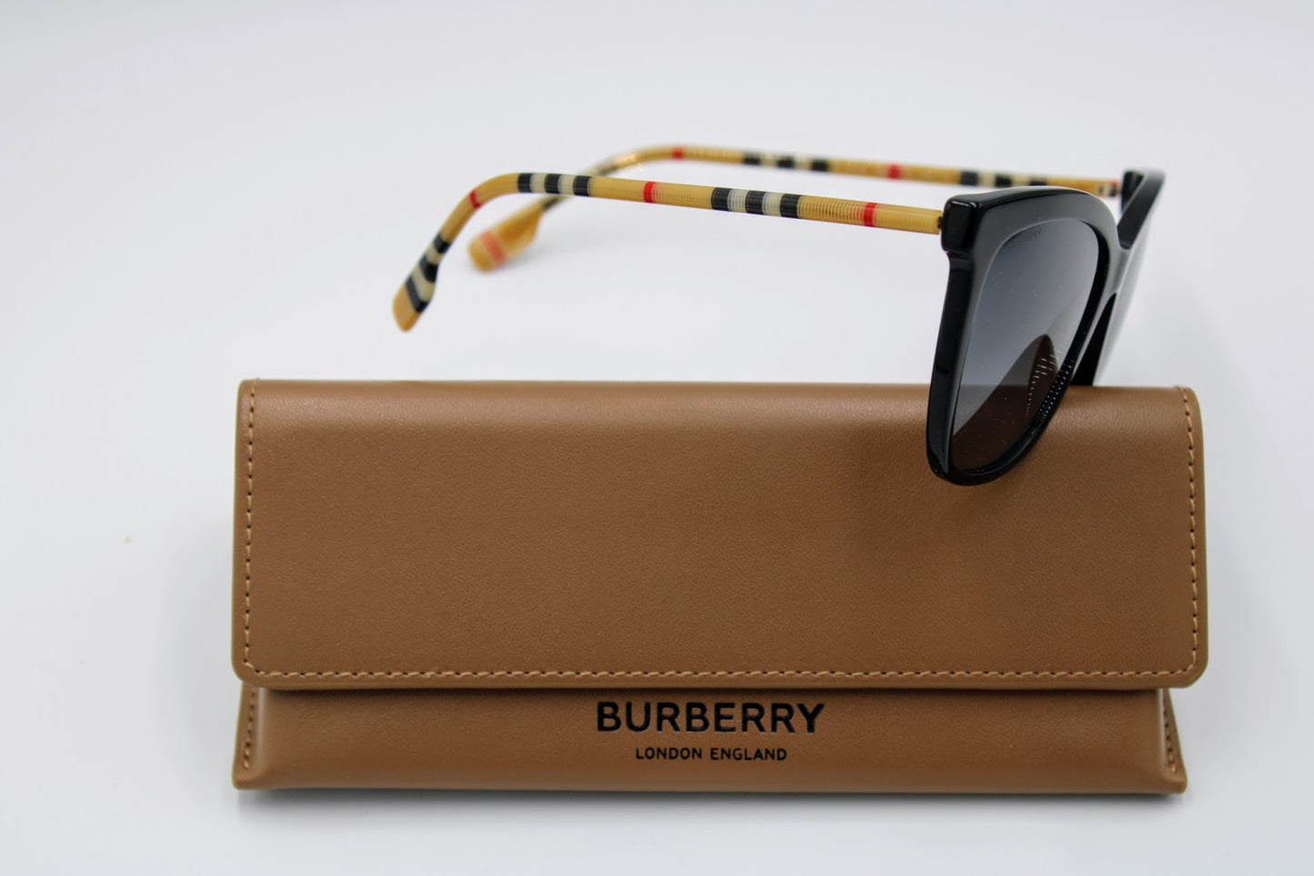 Burberry - Lunettes De Soleil