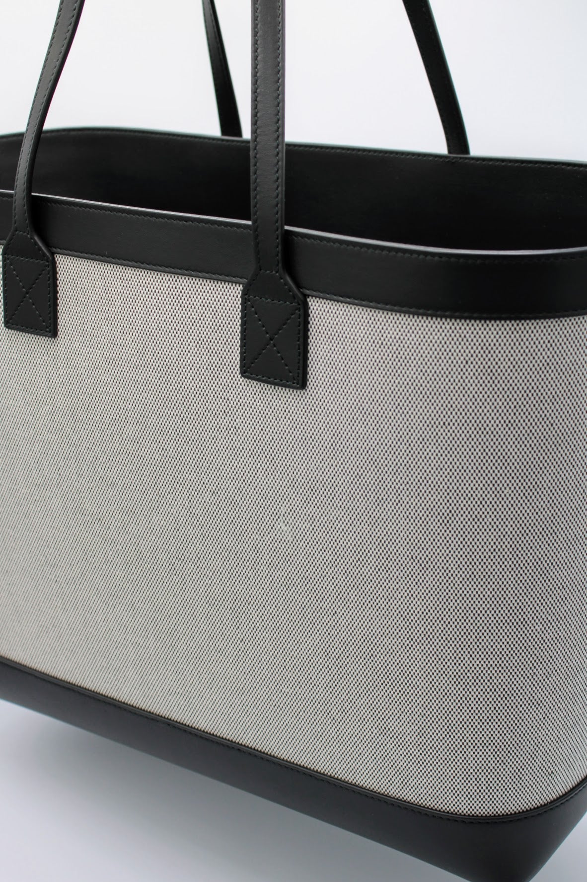 Burberry - Sac Cabas Gris Noir